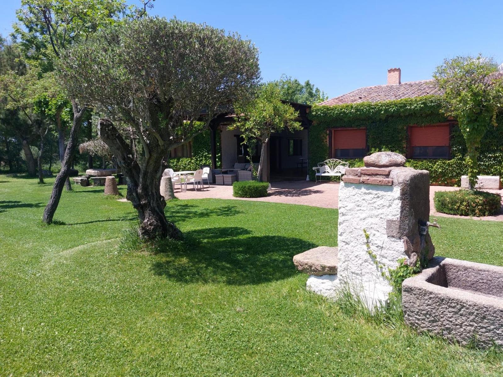 Complejo Rural La Badia Villa Lucillos Eksteriør billede